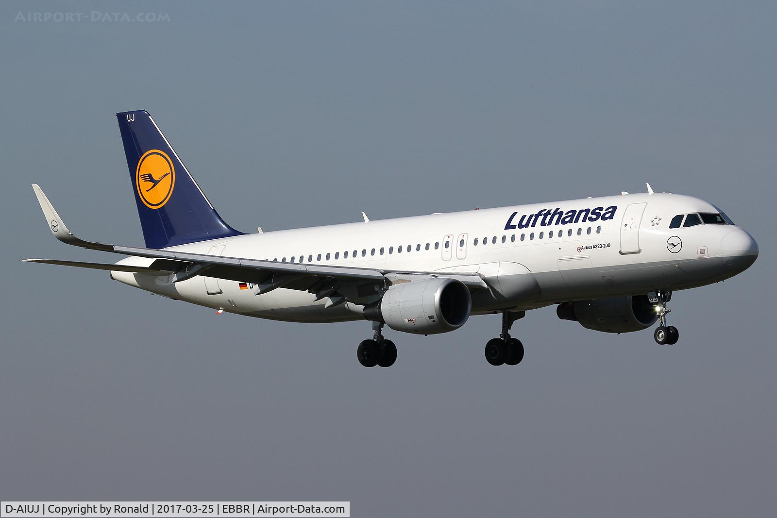 D-AIUJ, 2014 Airbus A320-214 C/N 6301, at bru