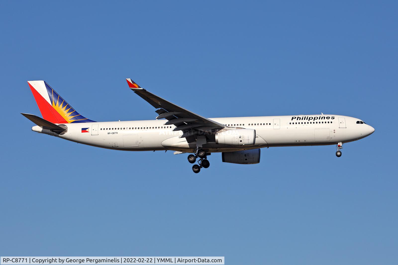 RP-C8771, 2014 Airbus A330-343 C/N 1568, Short final runway 16.