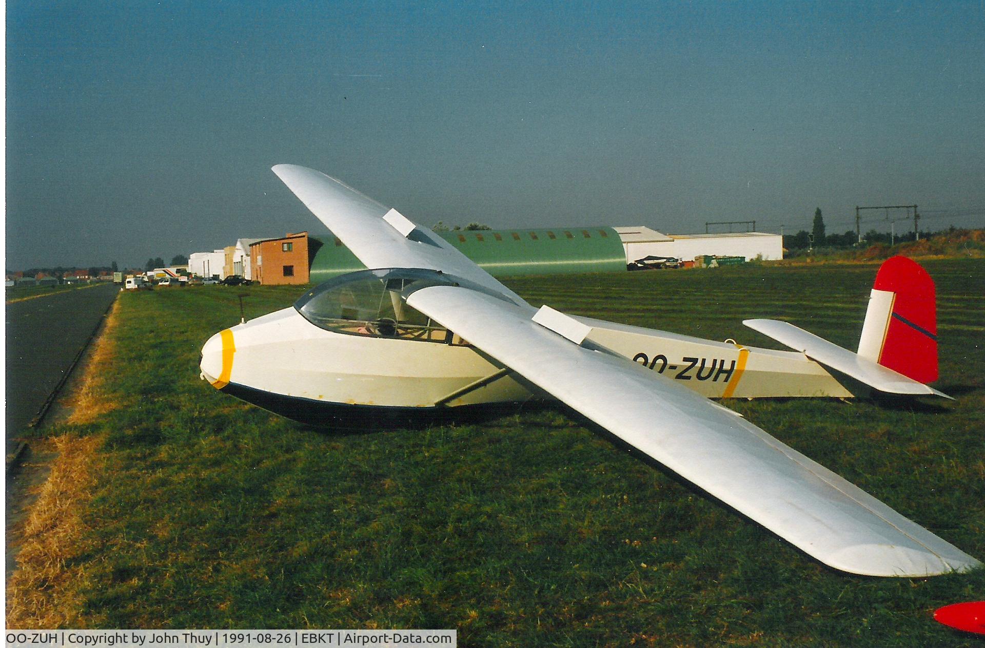 OO-ZUH, 1958 Schleicher Ka-4 Rhonlerche II C/N 431/58, At Kortrijk Wevelgem August 1991