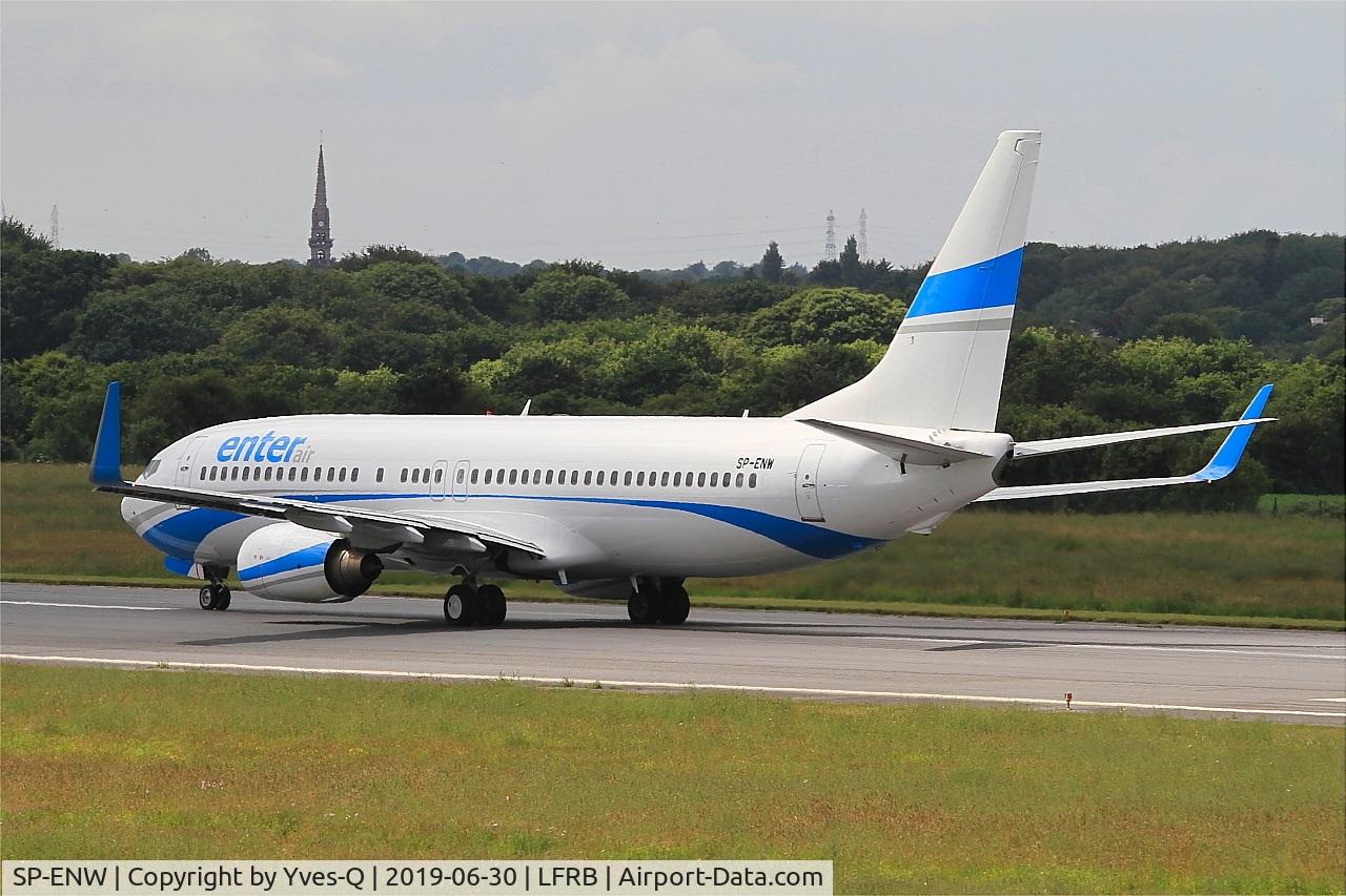 SP-ENW, 1999 Boeing 737-86J C/N 28073, Boeing 737-86J, Taxiing rwy 07R, Brest-Bretagne airport (LFRB-BES)