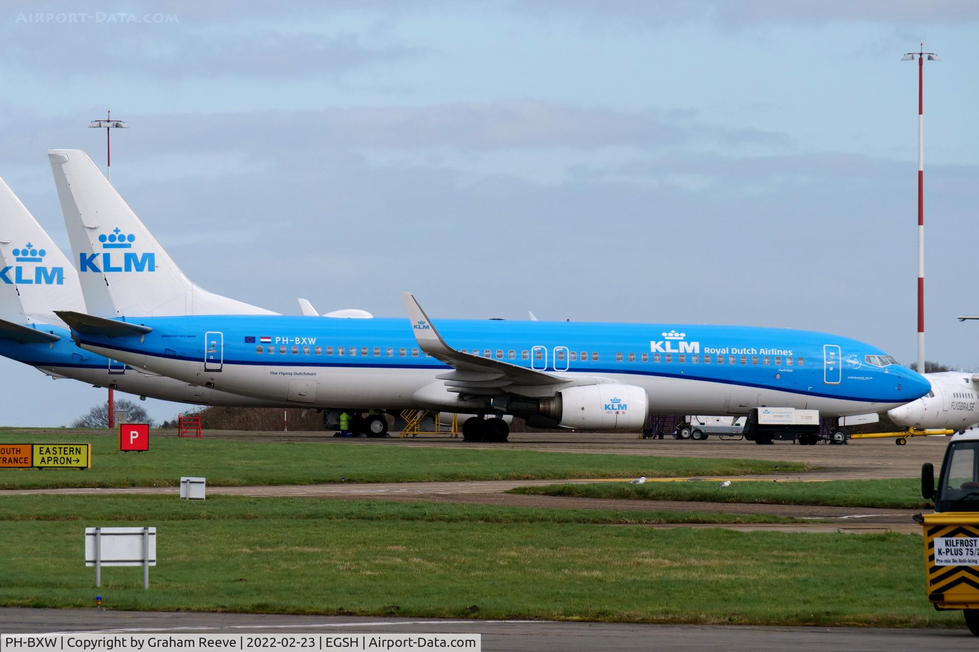 PH-BXW, 2007 Boeing 737-8K2 C/N 30360, Parked at Norwich.