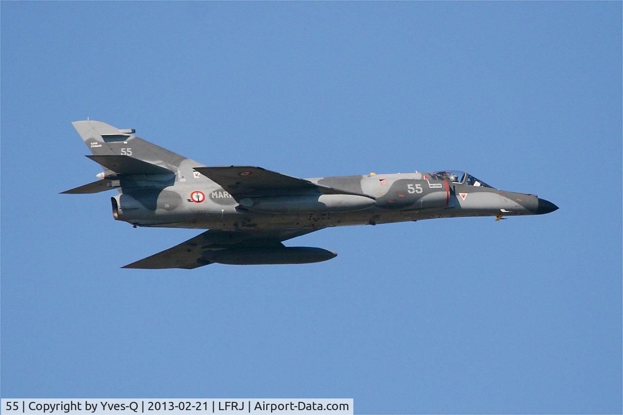 55, Dassault Super Etendard C/N 61, Dassault Super Etendard M, Climbing from rwy 08, Landivisiau Naval Air Base (LFRJ)