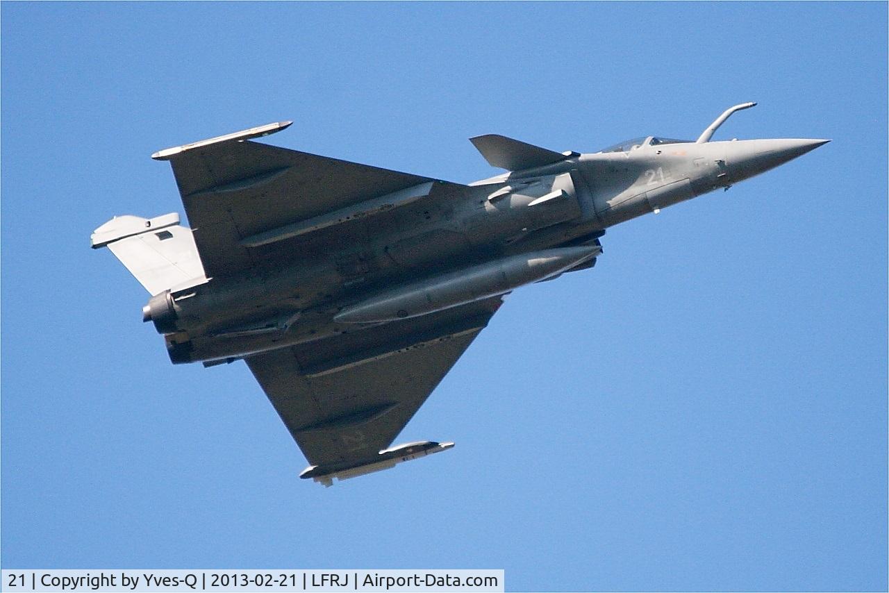 21, Dassault Rafale M C/N 21, Dassault Rafale M, Climbing from rwy 08, Landivisiau Naval Air Base (LFRJ)