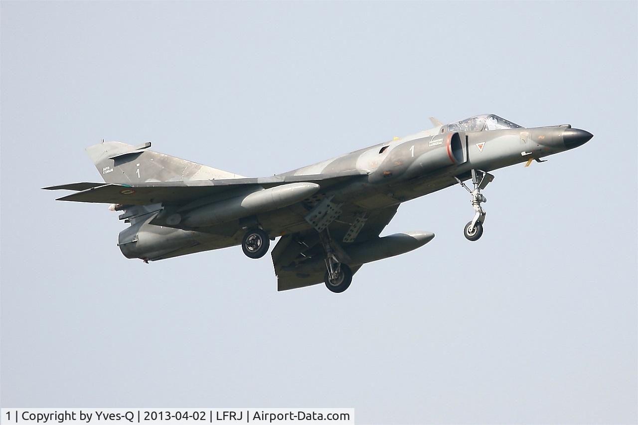 1, Dassault Super Etendard C/N 1, Dassault Super Etendard M (SEM), Short Approach Rwy 08, Landivisiau Naval Air Base (LFRJ)
