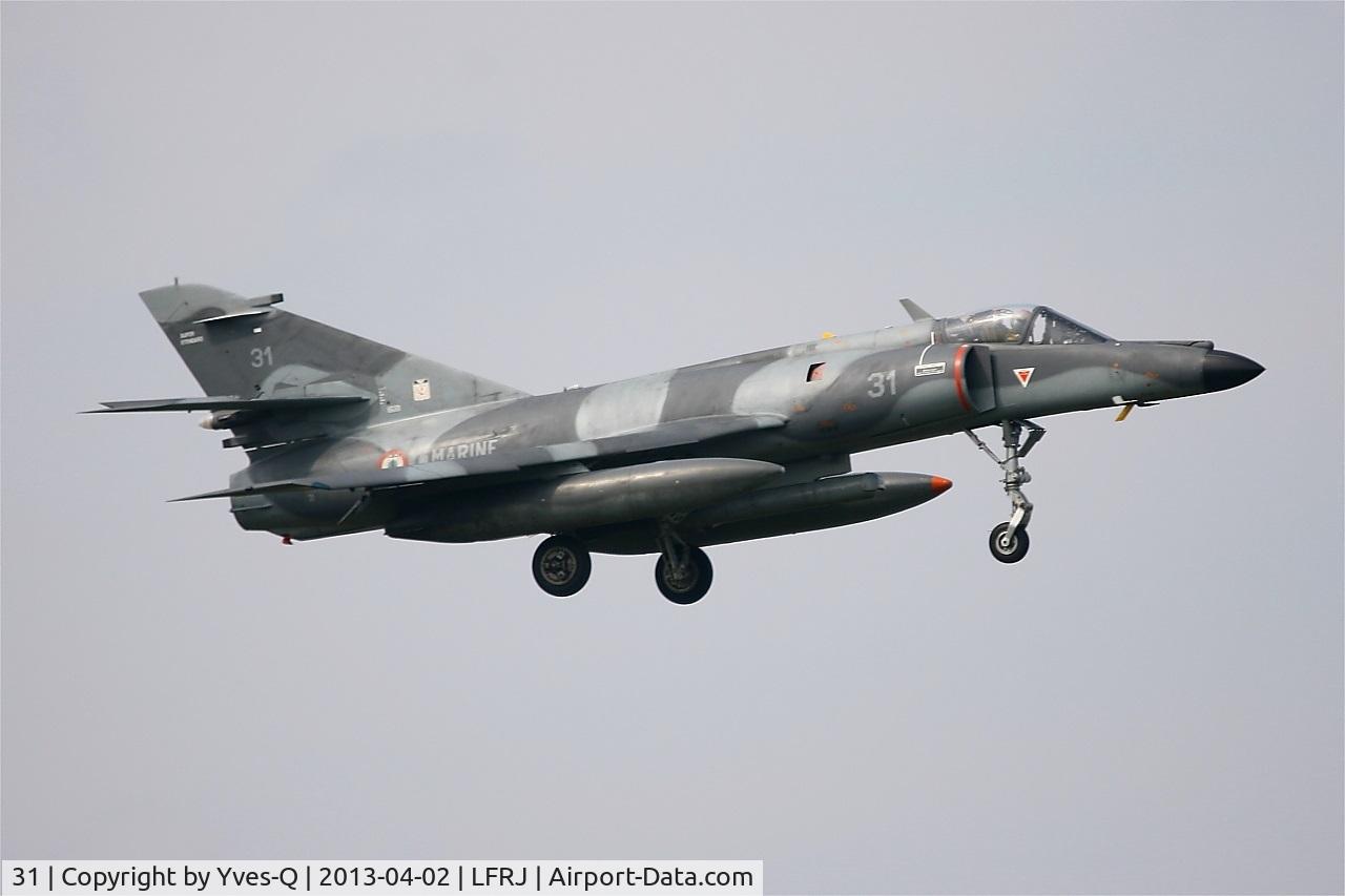 31, Dassault Super Etendard C/N 31, Dassault Super Etendard M (SEM), Short Approach Rwy 08, Landivisiau Naval Air Base (LFRJ)