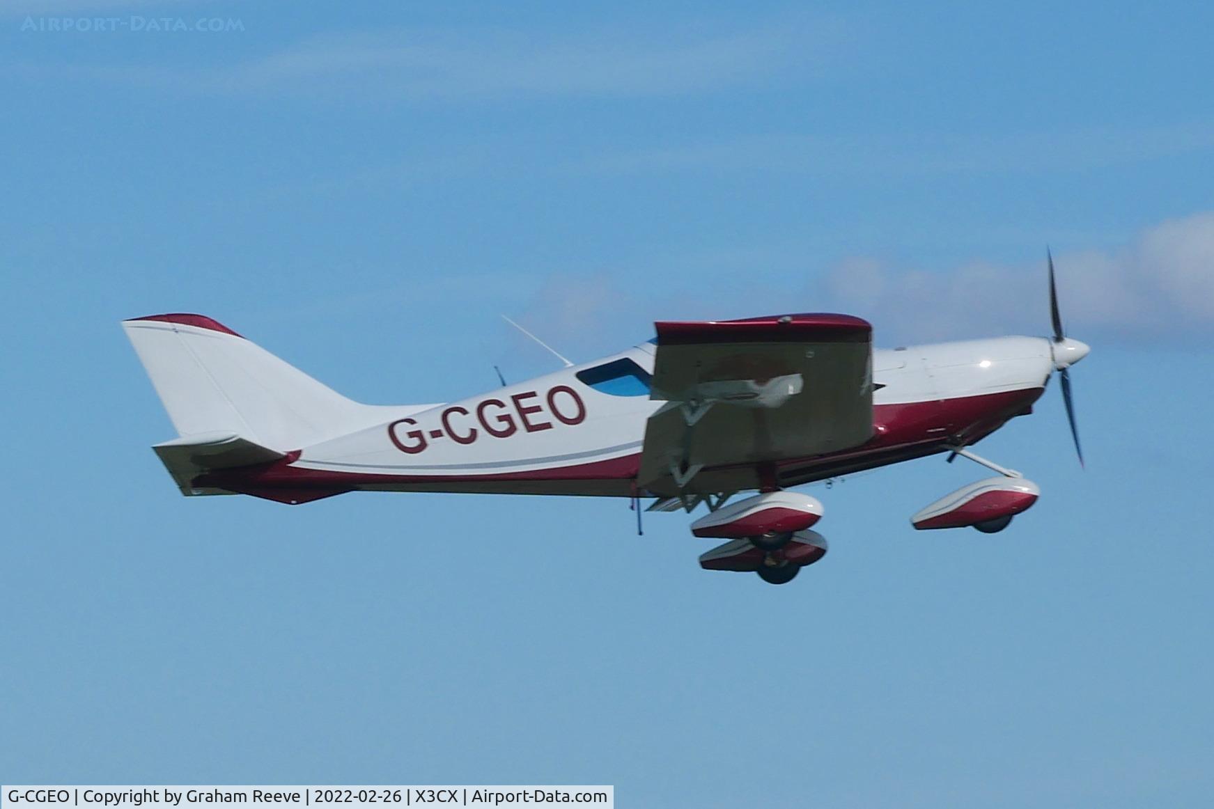 G-CGEO, 2009 CZAW SportCruiser C/N 09SC303, Departing from Northrepps.