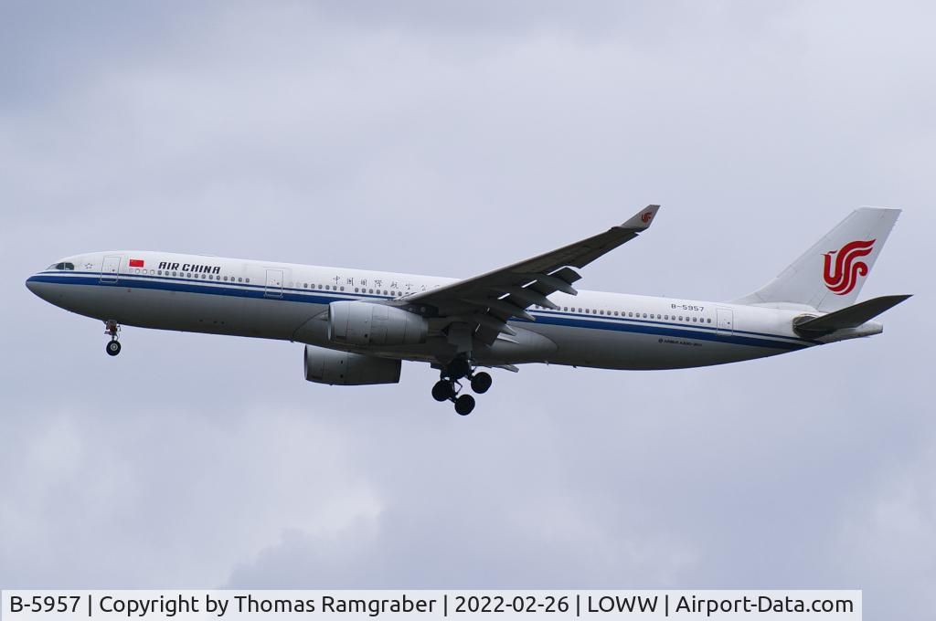 B-5957, 2014 Airbus A330-343 C/N 1570, Air China Airbus A330-300