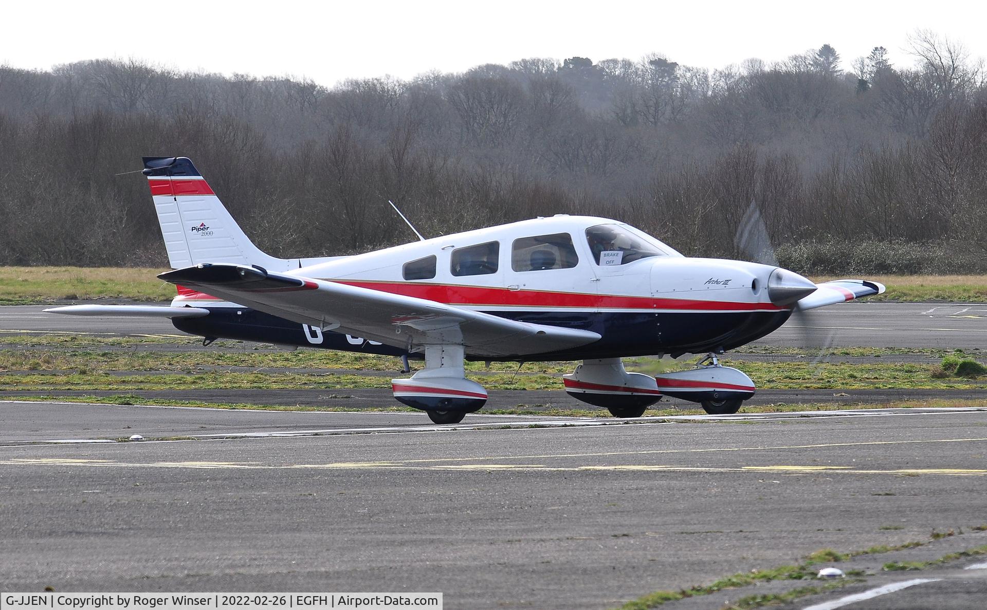 G-JJEN, 2000 Piper PA-28-181 Cherokee Archer III C/N 28-43370, Visiting Archer III.