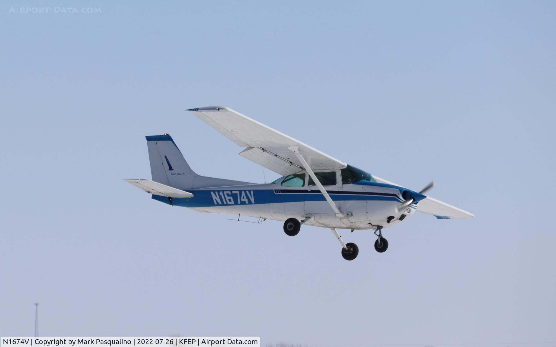 N1674V, 1974 Cessna 172M Skyhawk II C/N 17263709, Cessna 172M