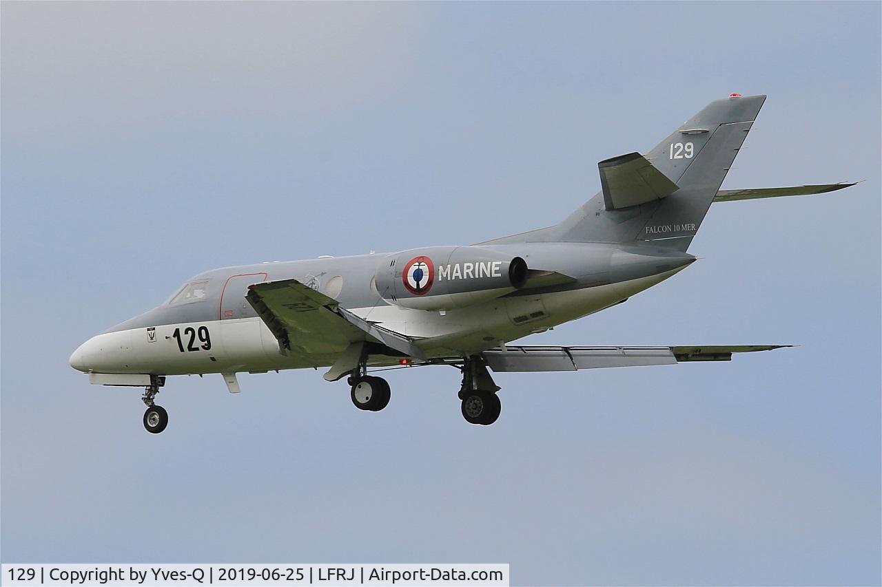 129, 1978 Dassault Falcon 10MER C/N 129, Dassault Falcon 10 MER, On final rwy 26, Landivisiau Naval Air Base (LFRJ)