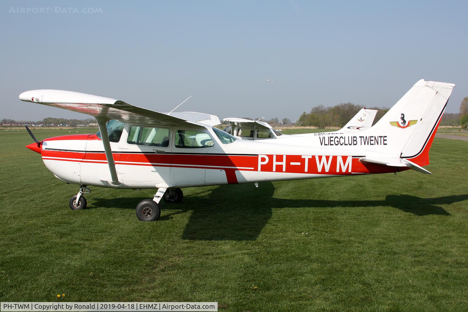 PH-TWM, 1983 Cessna 172P C/N 17275859, at ehmz