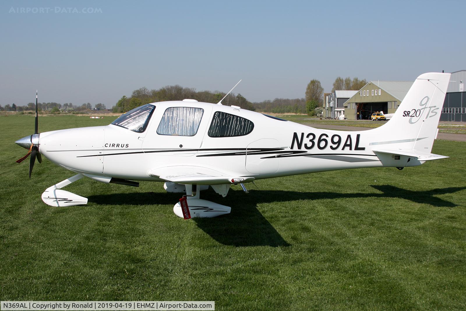 N369AL, 2005 Cirrus SR20 C/N 1552, at ehmz