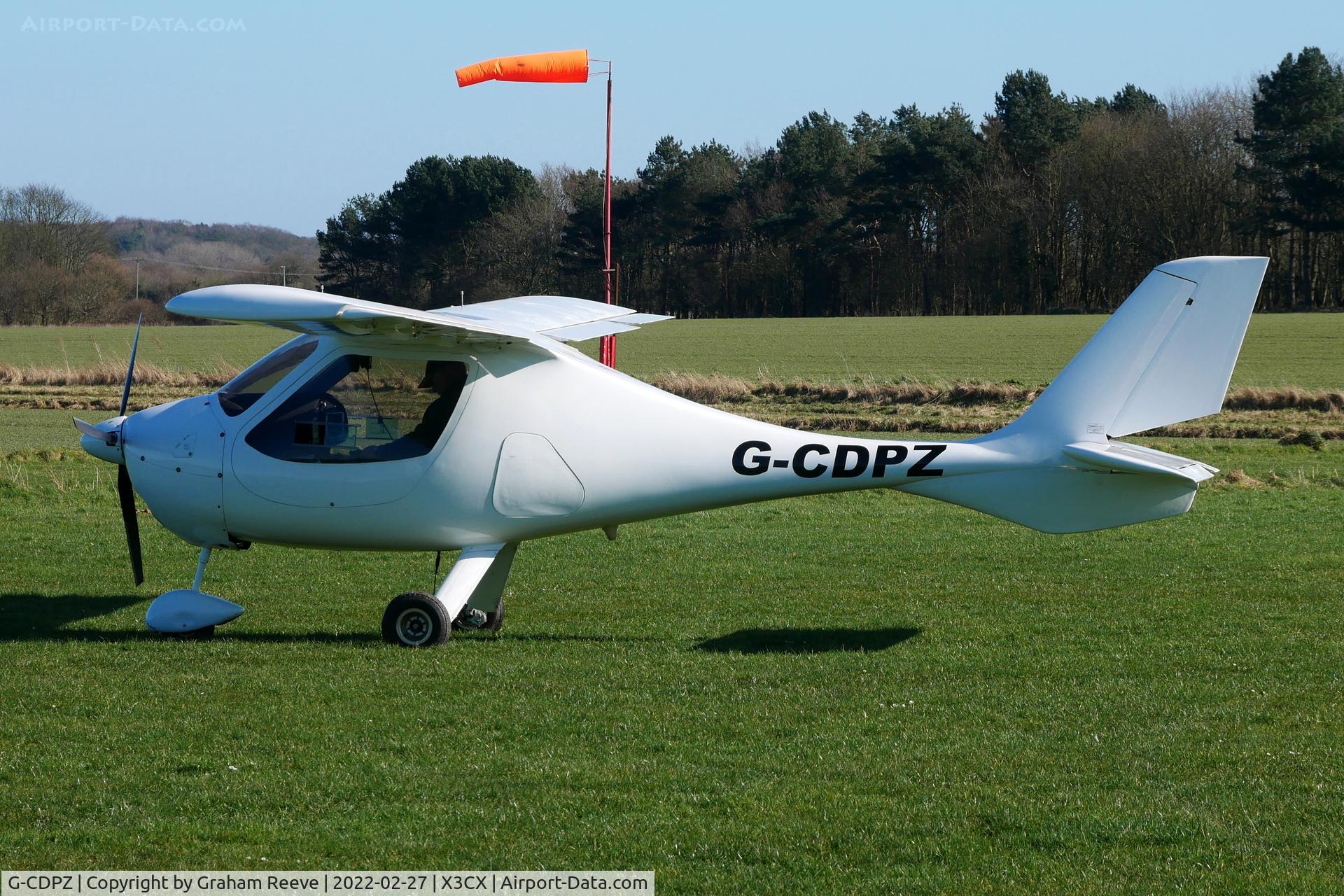 G-CDPZ, 2005 Flight Design CT2K C/N 8124, Departing from Northrepps.