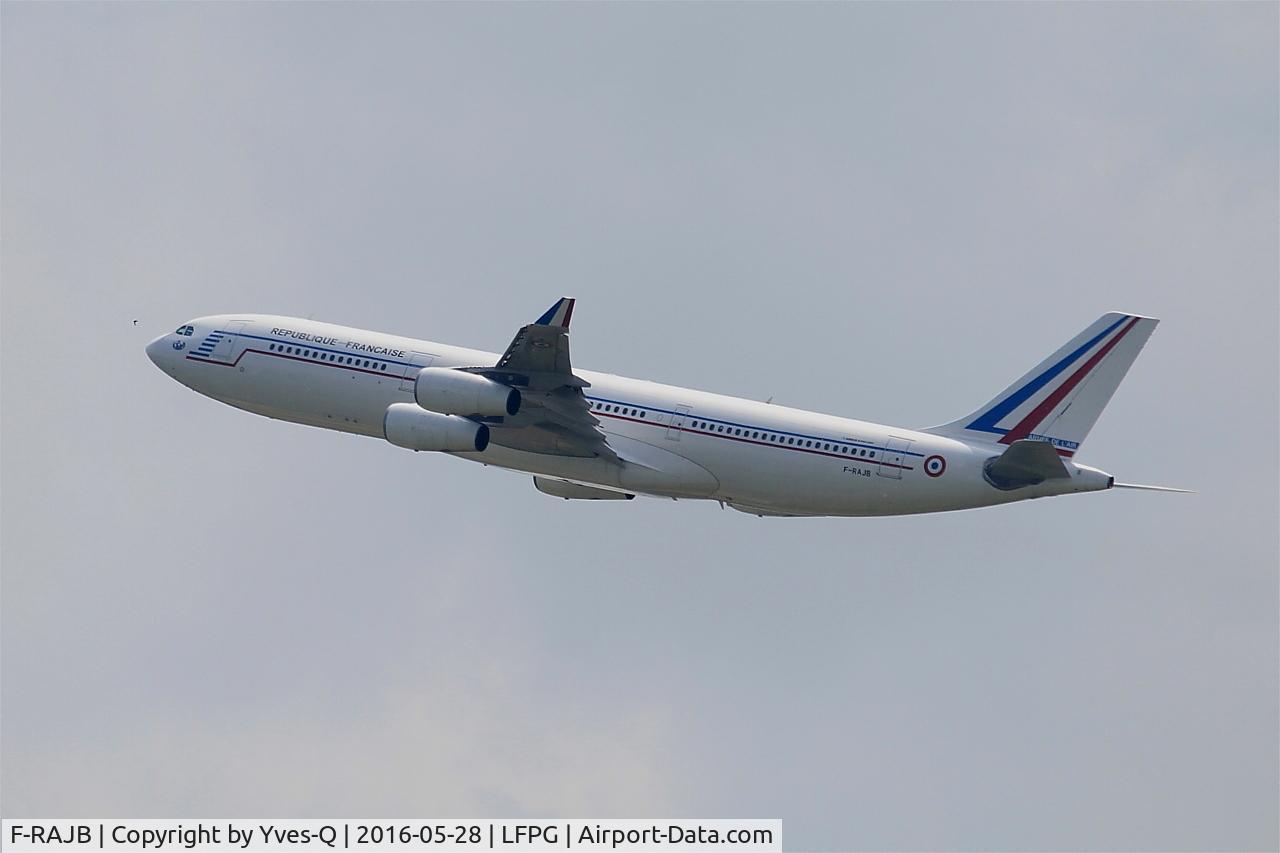 F-RAJB, 1995 Airbus A340-212 C/N 081, Airbus A340-212, Take off rwy 08L, Roissy Charles De Gaulle airport (LFPG-CDG)