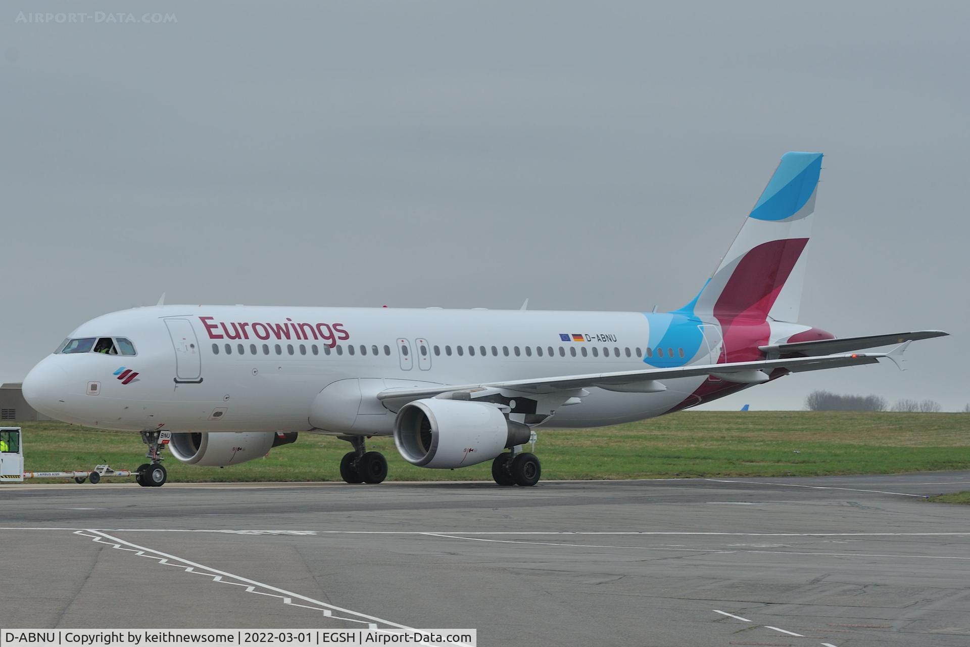 D-ABNU, 2005 Airbus A320-214 C/N 2591, Removed from spray shop following paintwork !