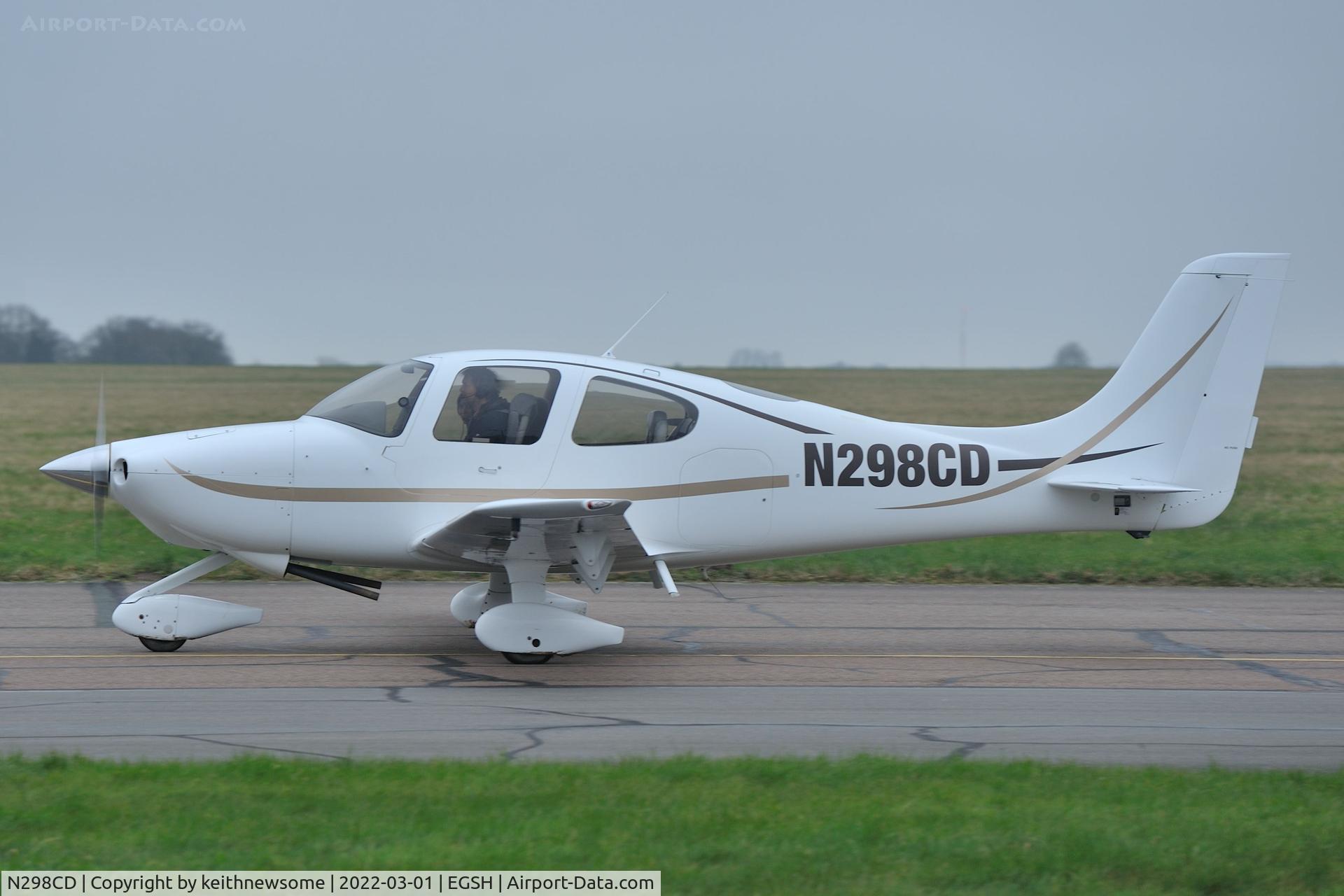 N298CD, 2002 Cirrus SR20 C/N 1175, Arriving at Norwich.