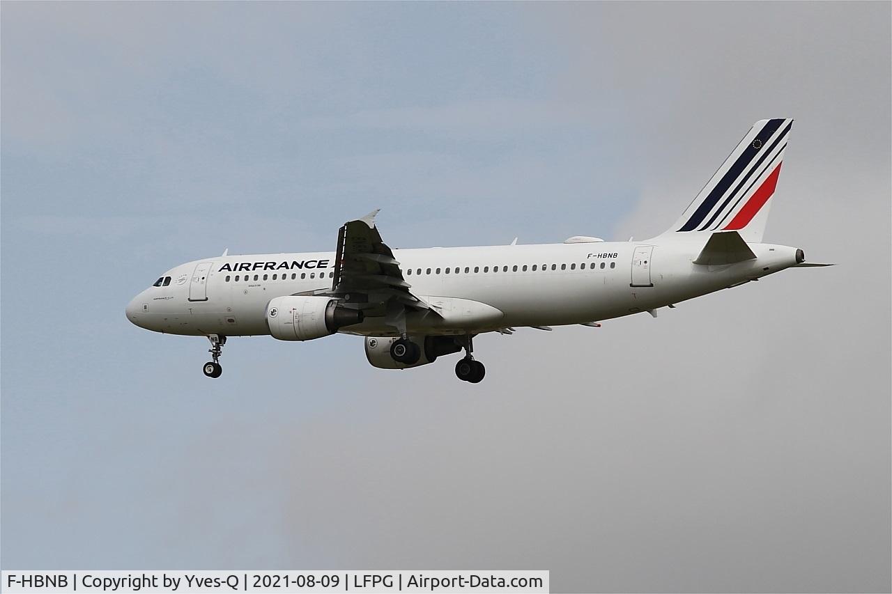 F-HBNB, 2010 Airbus A320-214 C/N 4402, Airbus A320-214, On final rwy 26L, Roissy Charles De Gaulle airport (LFPG-CDG)