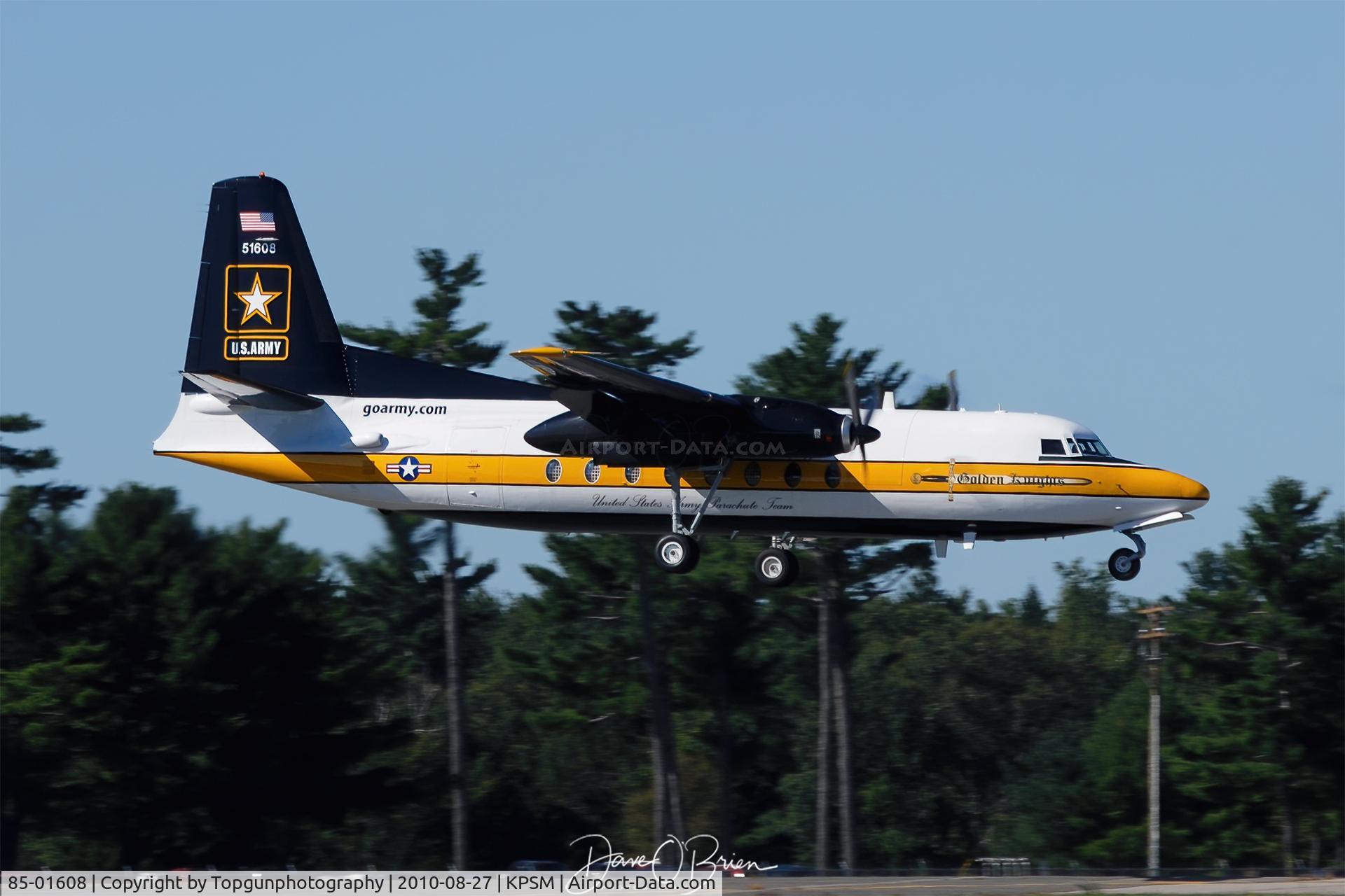 85-01608, 1986 Fokker C-31A (F27-400M) Troopship C/N 10668, Golden Knights jump ship
