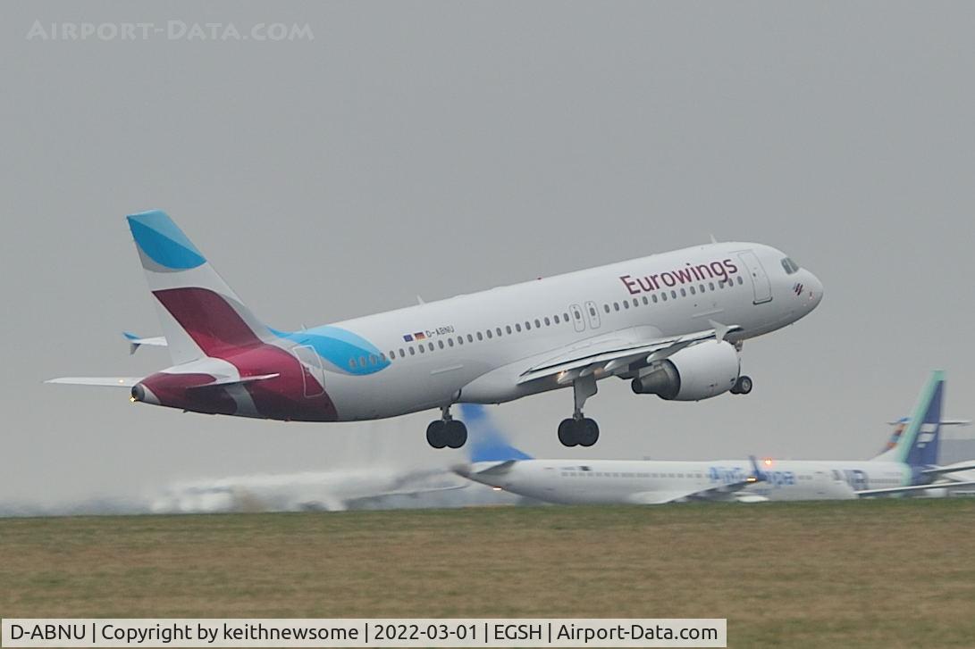 D-ABNU, 2005 Airbus A320-214 C/N 2591, Leaving Norwich for Dusseldorf following paintwork.
