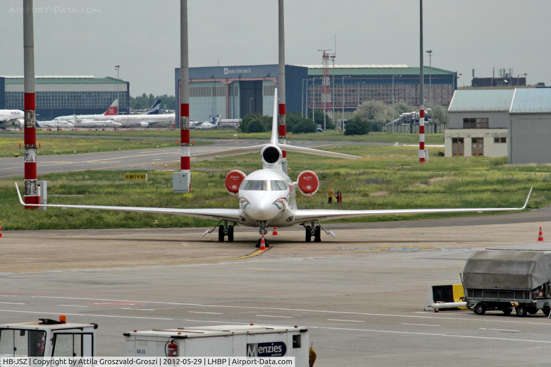 HB-JSZ, 2007 Dassault Falcon 7X C/N 004, LHBP - Budapest Airport-Ferihegy I. Hungary