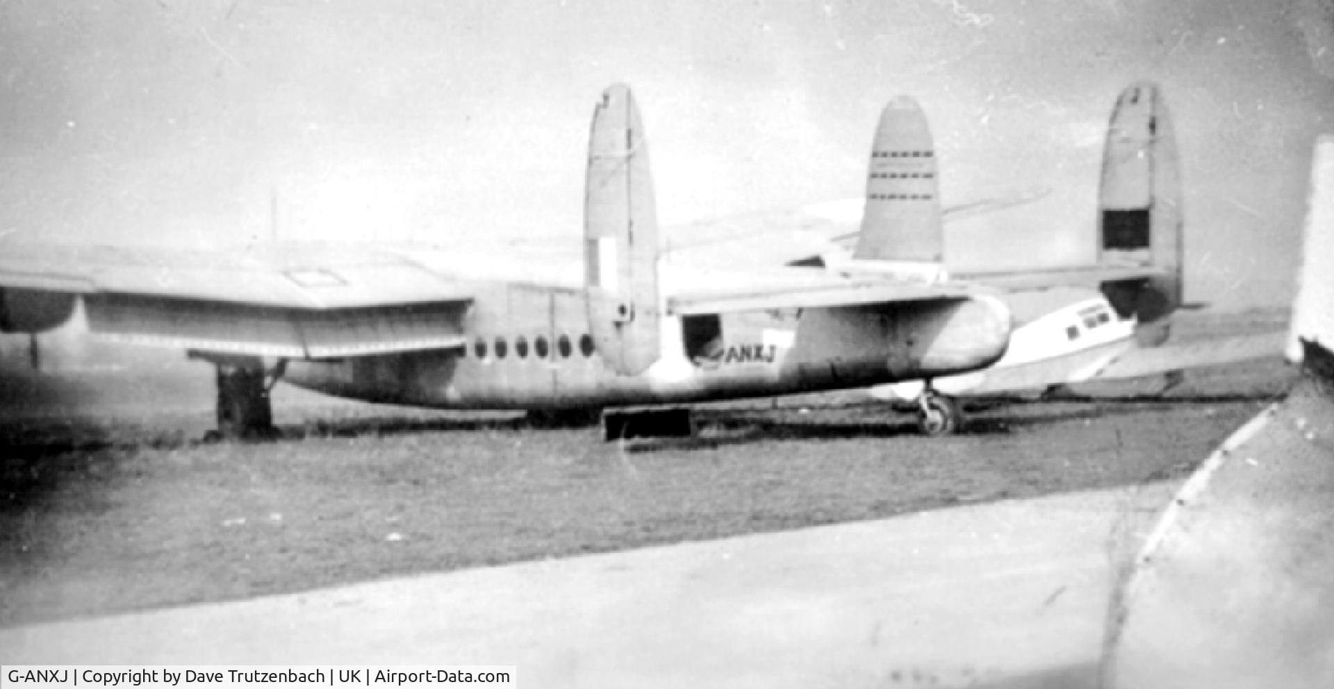 G-ANXJ, 1944 Avro 685 YORK C1 C/N MW141, Derelict at Southend airport England