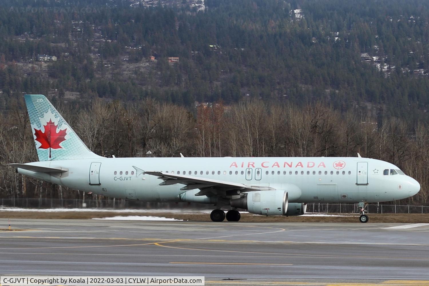 C-GJVT, 2002 Airbus A320-214 C/N 1719, Takeoff to Toronto (YYZ)