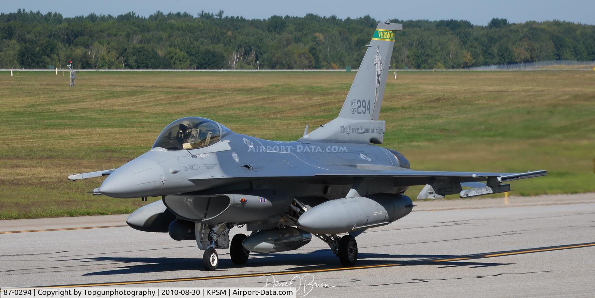 87-0294, 1987 General Dynamics F-16C Fighting Falcon C/N 5C-555, Static departing back to BTV