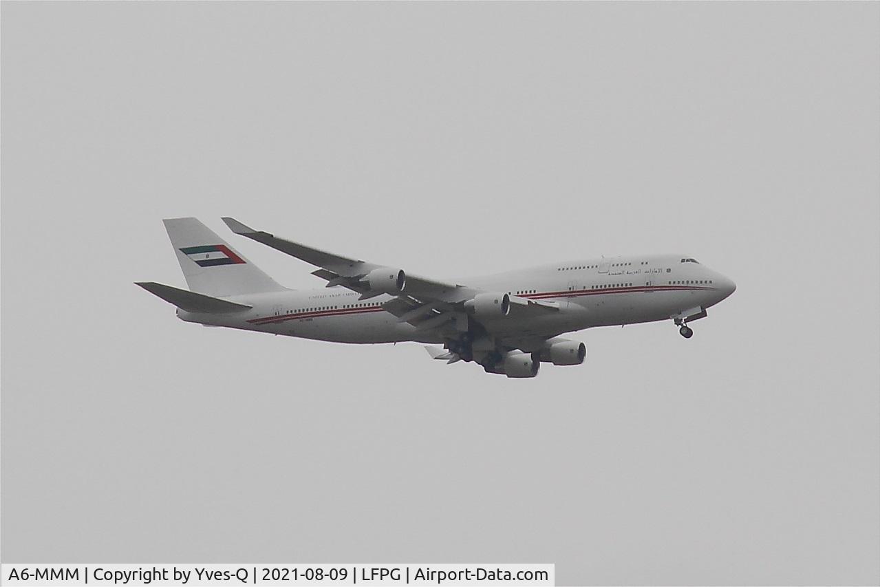 A6-MMM, 1998 Boeing 747-422 C/N 26906, Boeing 747-422, long approach rwy 21, Paris-Le Bourget airport (LFPB-LBG)