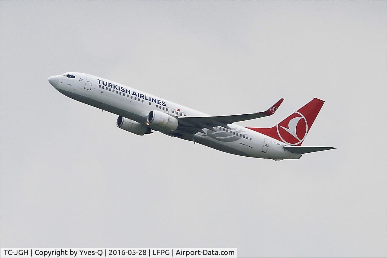 TC-JGH, 2006 Boeing 737-8F2 C/N 34406, Boeing 737-8F2, Climbing from rwy 08L, Roissy Charles De Gaulle Airport (LFPG-CDG)
