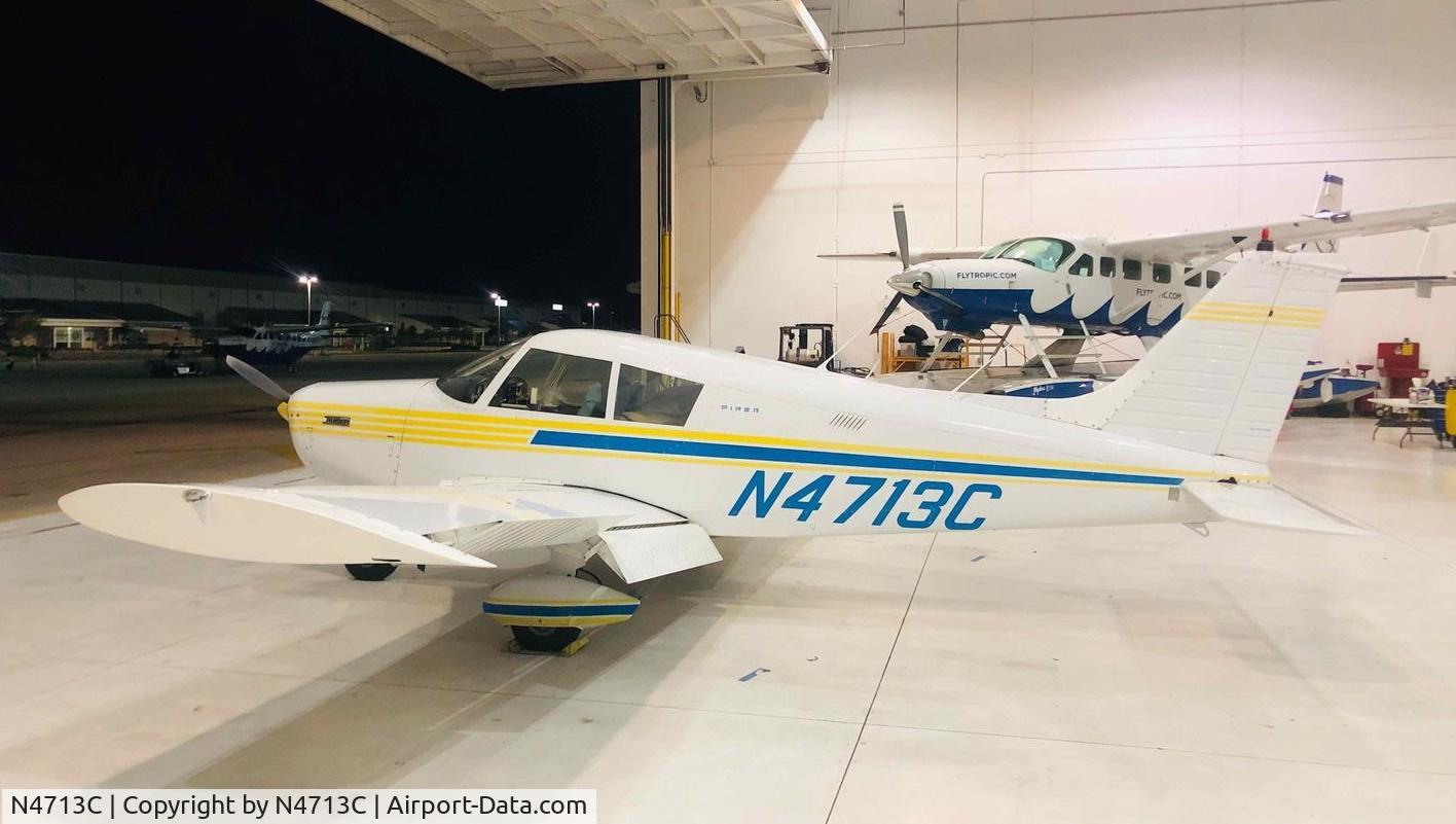 N4713C, 1972 Piper PA-28-140 C/N 28-7225574, 1972 Piper PA-28-140