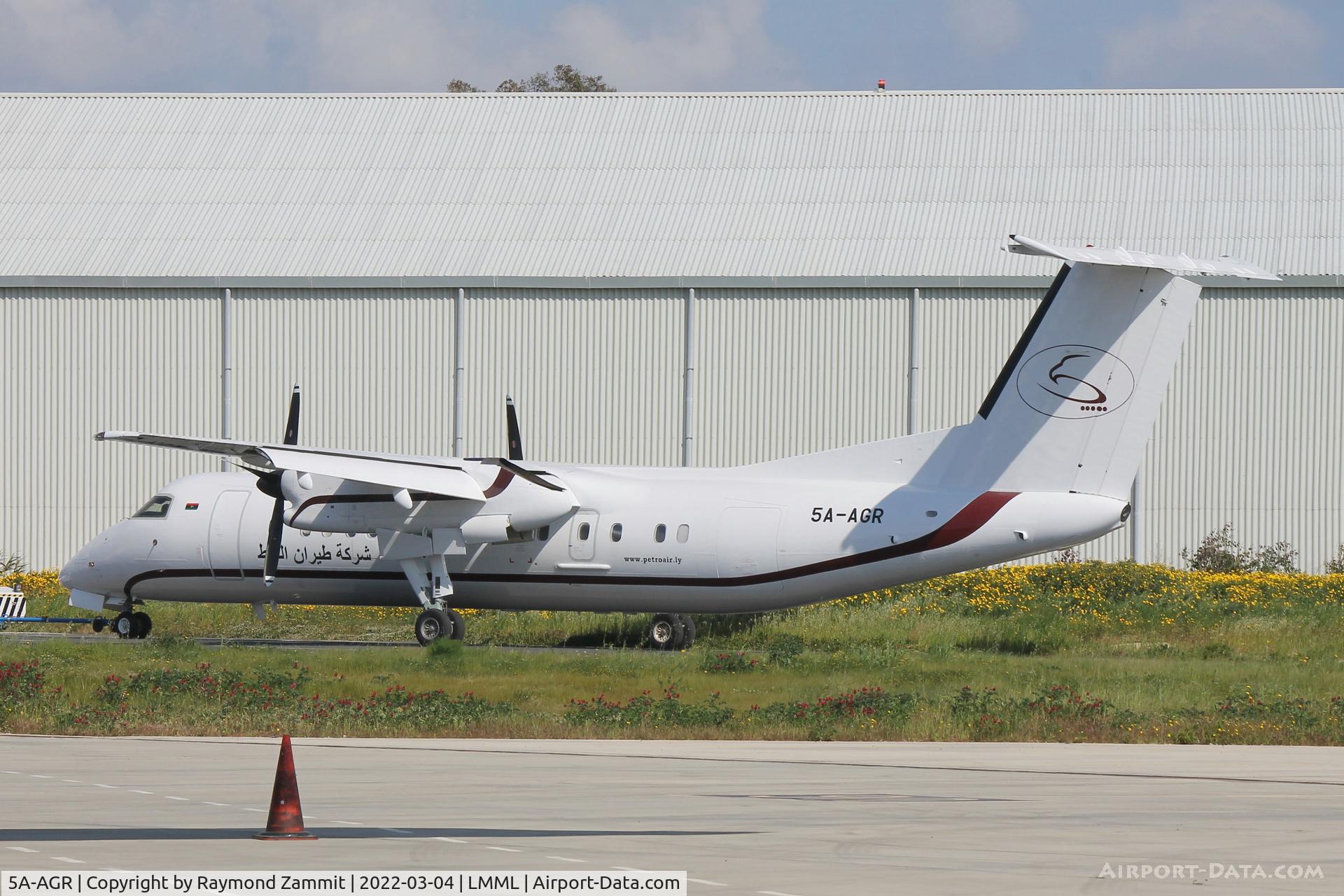5A-AGR, 2004 De Havilland Canada DHC-8-315Q Dash 8 C/N 601, DeHaviland Canada DHC-8 5A-AGR Petro Air