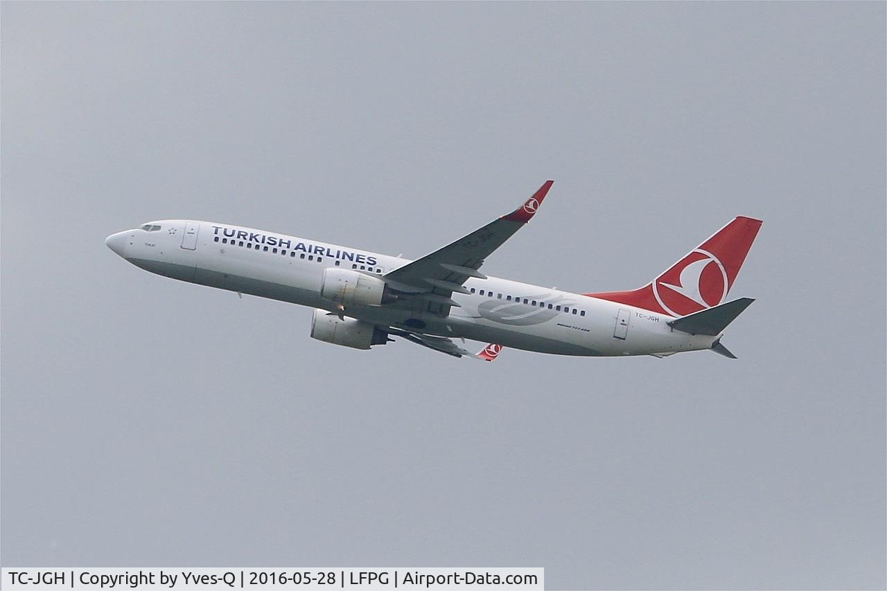TC-JGH, 2006 Boeing 737-8F2 C/N 34406, Boeing 737-8F2, Climbing from rwy 08L, Roissy Charles De Gaulle Airport (LFPG-CDG)