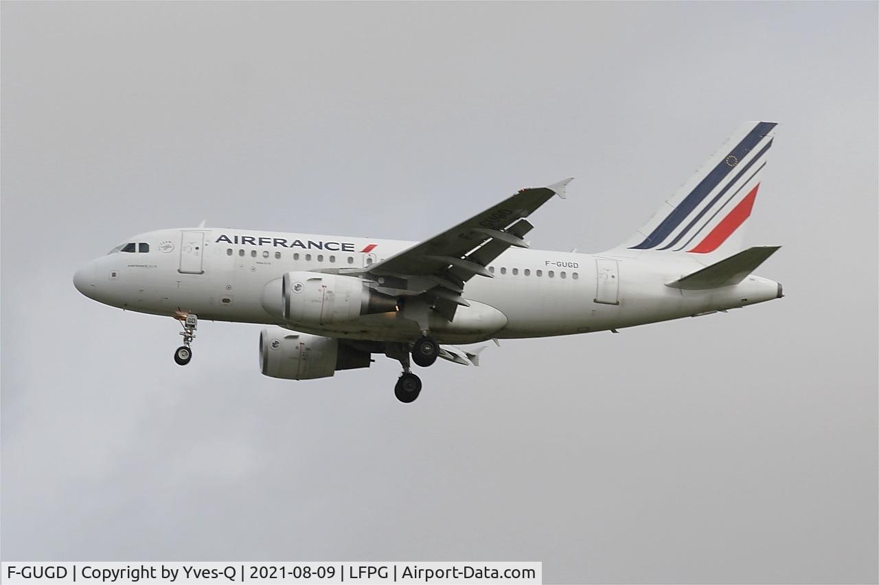 F-GUGD, 2003 Airbus A318-111 C/N 2081, Airbus A318-111, On final rwy 26L, Roissy Charles De Gaulle airport (LFPG-CDG)