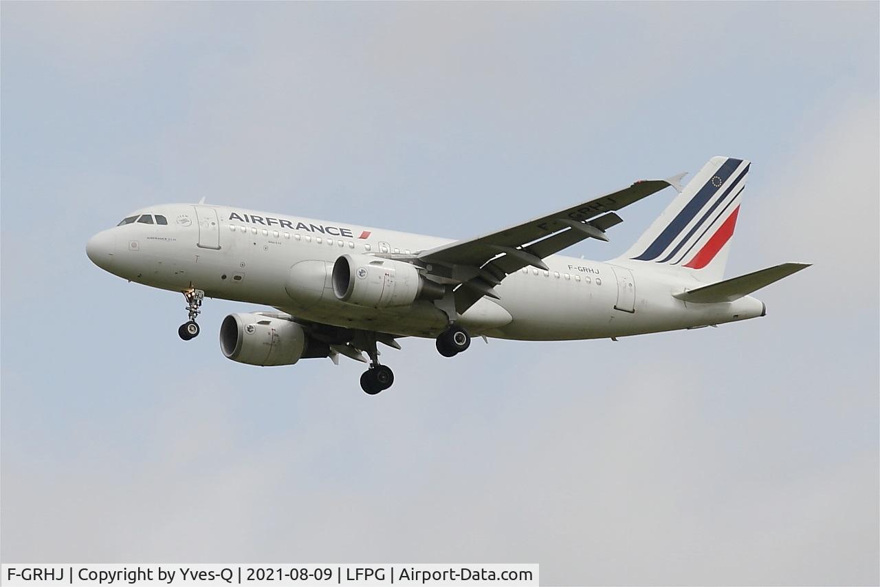 F-GRHJ, 2000 Airbus A319-111 C/N 1176, Airbus A319-111, On final rwy 26L, Roissy Charles De Gaulle airport (LFPG-CDG)