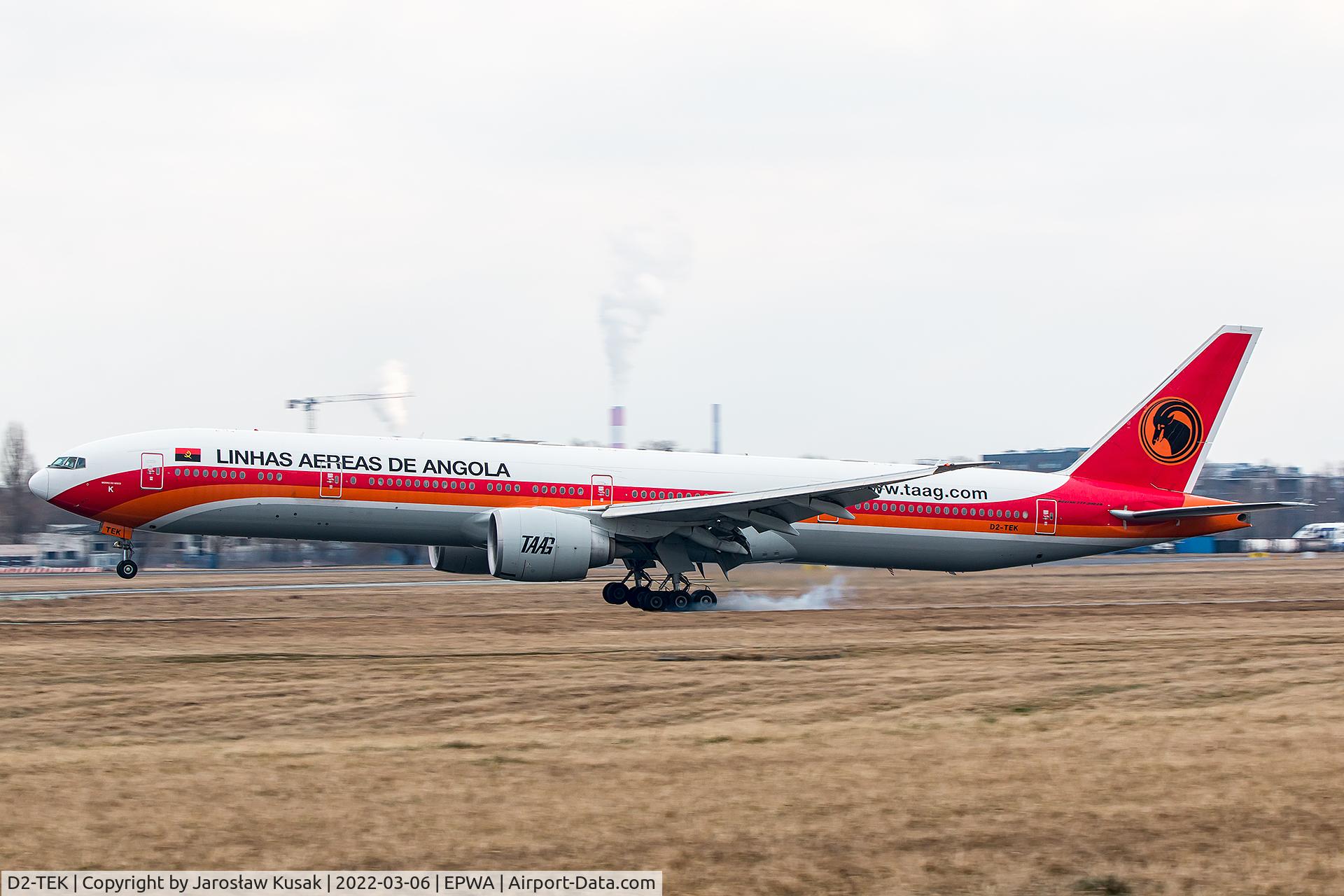 D2-TEK, 2016 Boeing 777-3M2ER C/N 43254, Boeing 777-3M2ER D2-MME TAAG Angola Airlines	w Warszawie