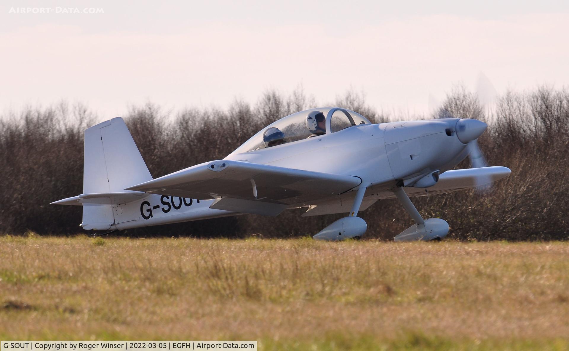 G-SOUT, 2006 Vans RV-8 C/N PFA 303-13295, Visiting aircraft, Raven 5 of Team Raven.