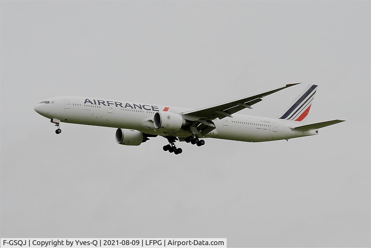 F-GSQJ, 2005 Boeing 777-328/ER C/N 32852, Boeing 777-328ER, On final rwy 26L, Roissy Charles De Gaulle airport (LFPG-CDG)