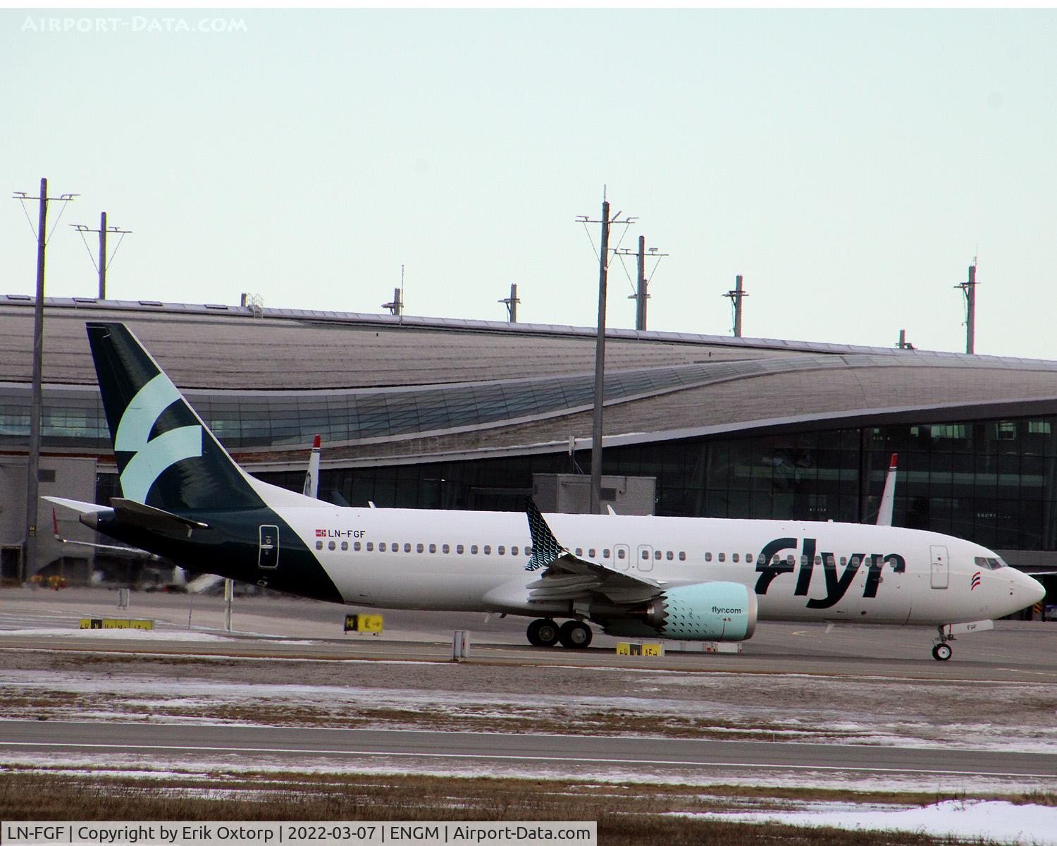 LN-FGF, 2022 Boeing 737-8 MAX C/N 43324, LN-FGF in OSL