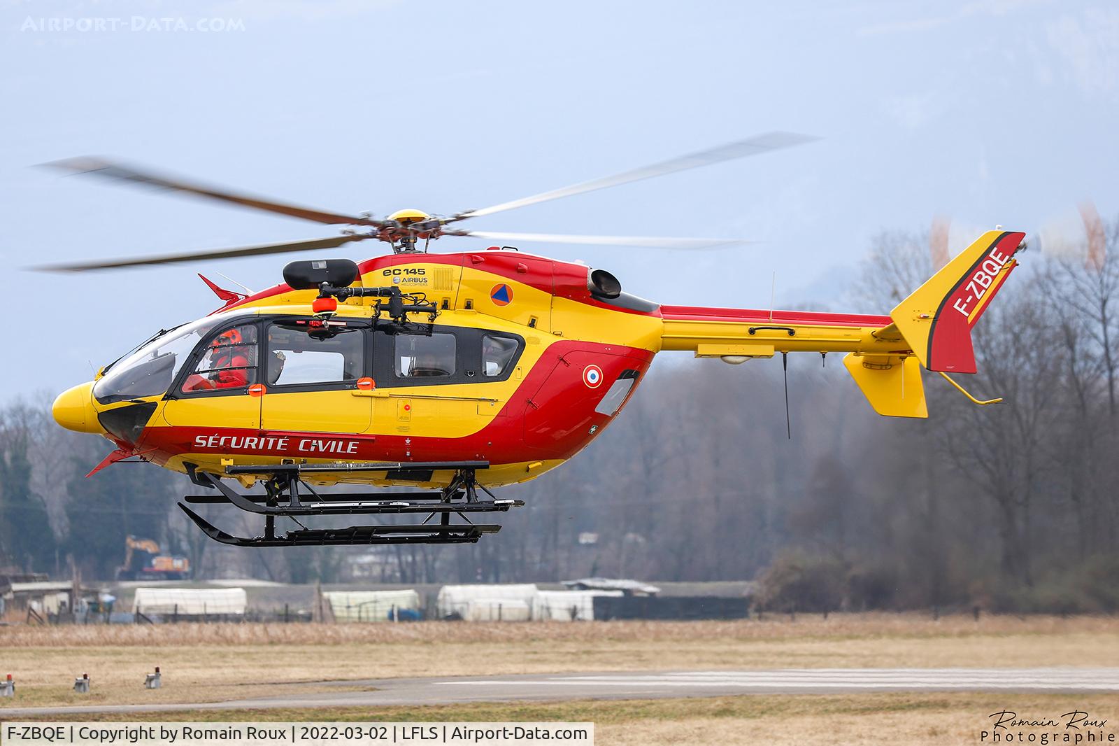 F-ZBQE, Eurocopter-Kawasaki EC-145 (BK-117C-2) C/N 9062, Landing