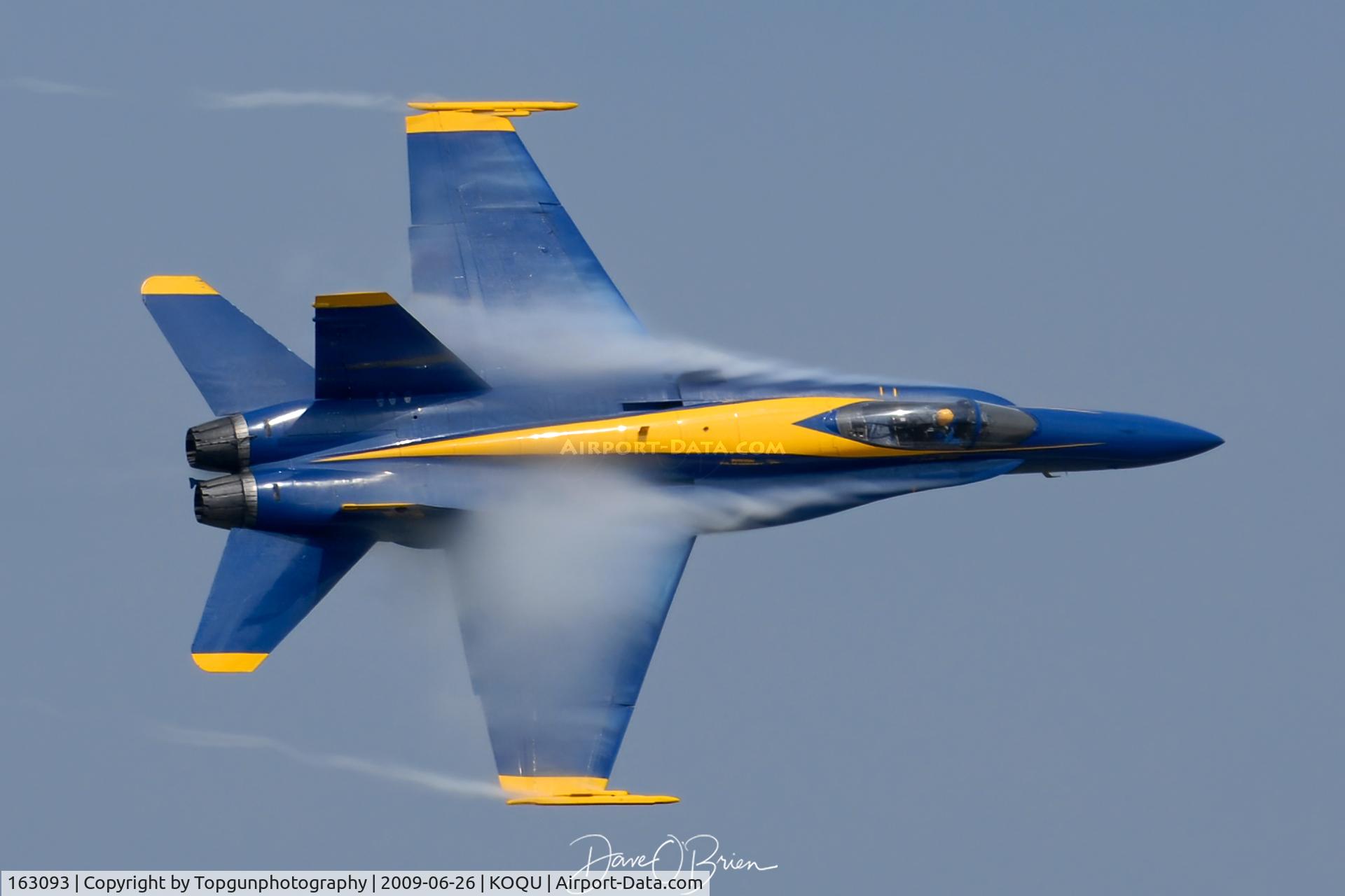 163093, McDonnell Douglas F/A-18A Hornet C/N 0475/A391, Blue Angel #4 yanking
