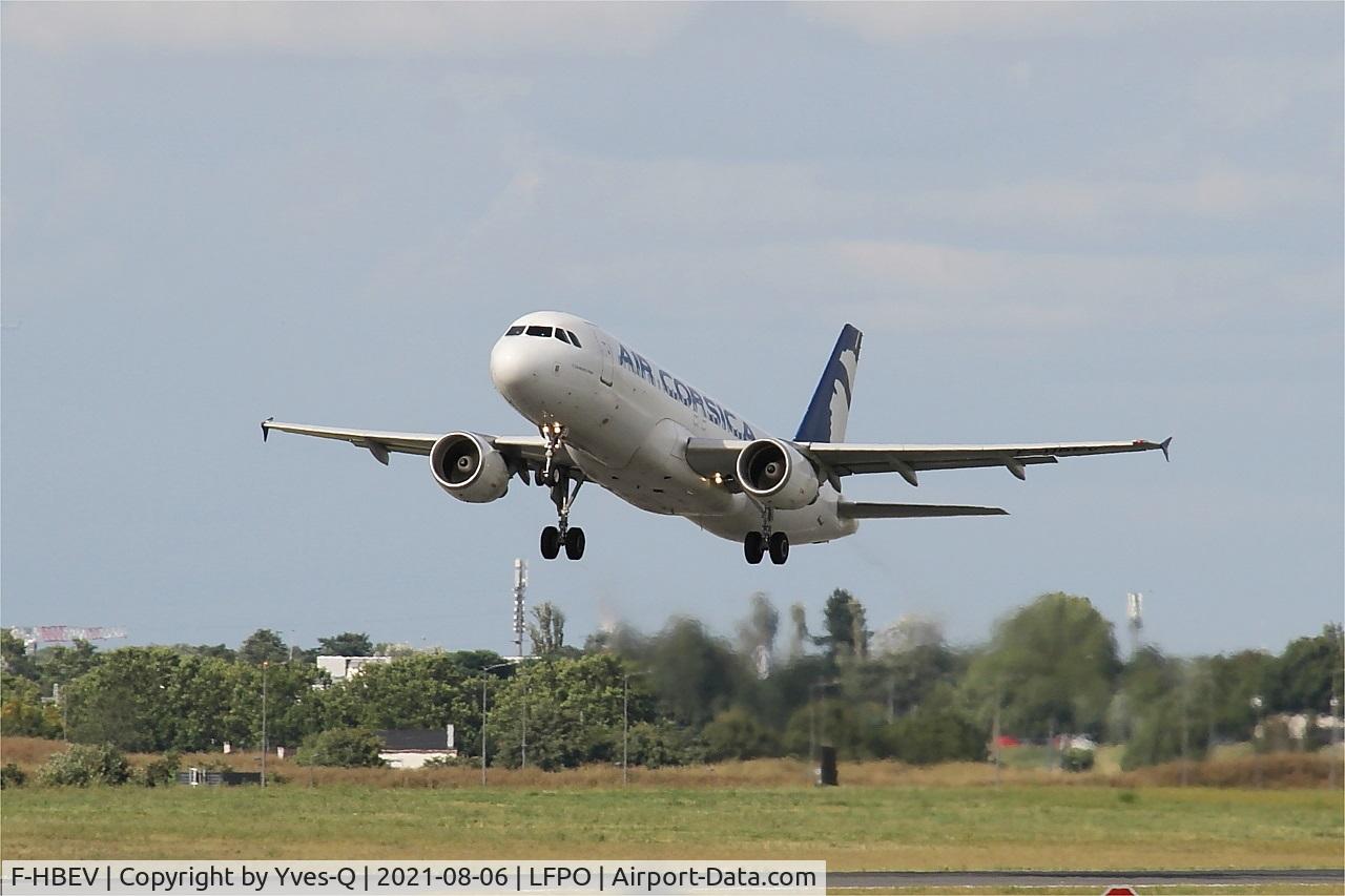 F-HBEV, 2009 Airbus A320-214 C/N 3952, Airbus A320-214, Take off rwy 24, Paris Orly airport (LFPO-ORY)