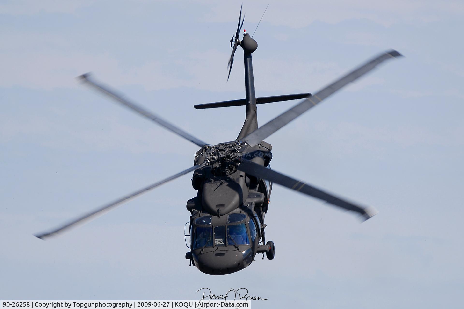 90-26258, 1990 Sikorsky MH-60L Black Hawk C/N 70-1486, GUARD58 bugging out