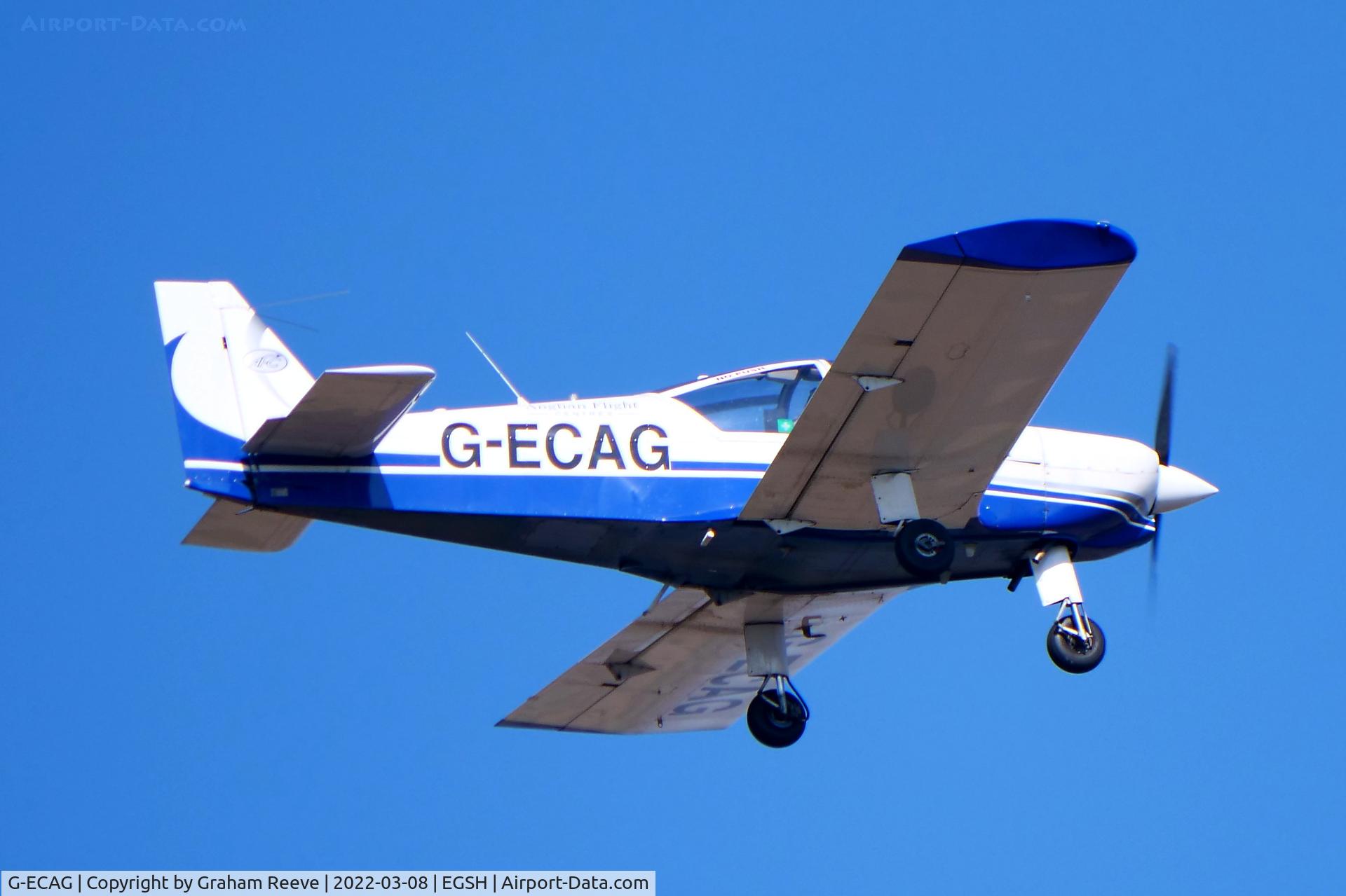 G-ECAG, 1997 Robin HR-200-120B C/N 315, Departing from Norwich.