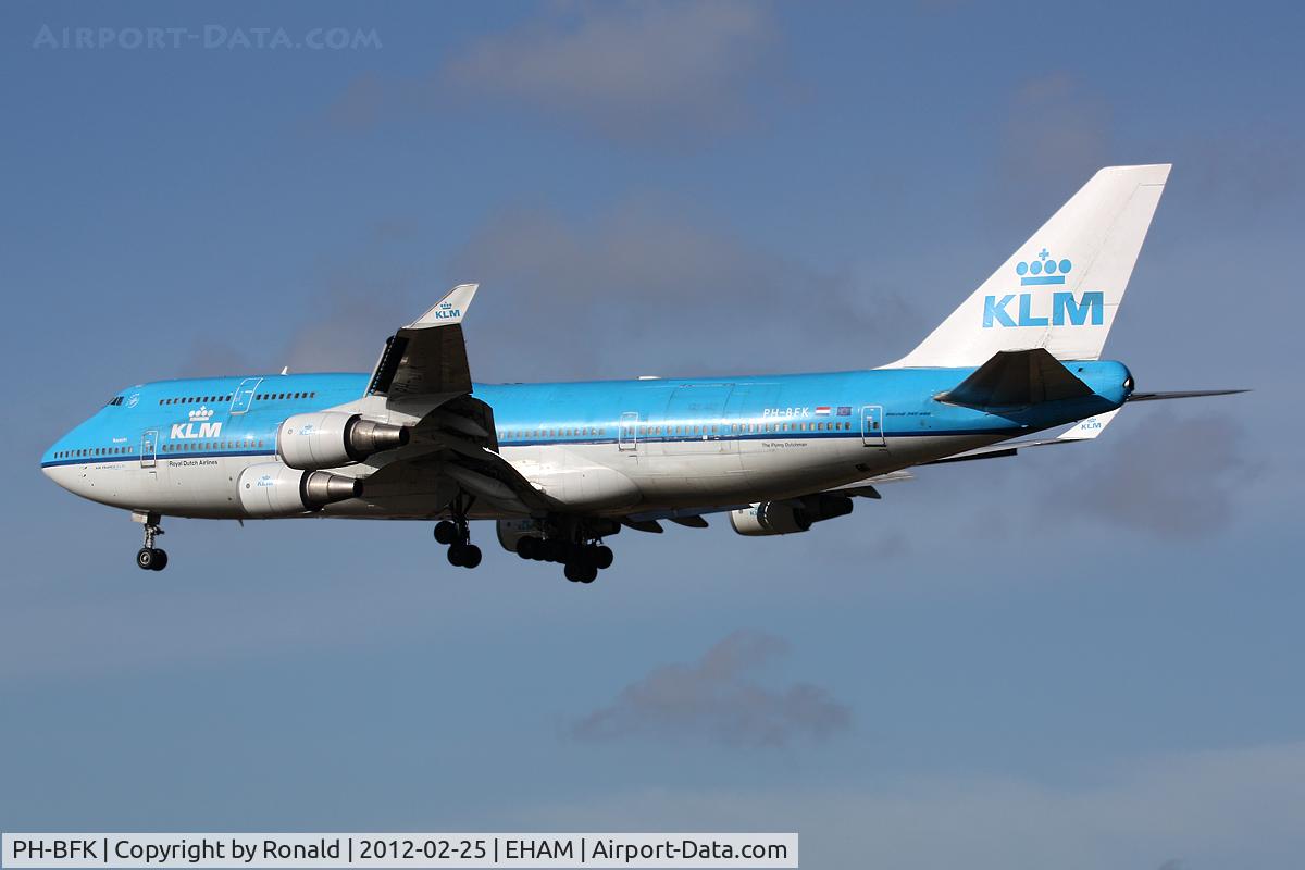 PH-BFK, 1991 Boeing 747-406BC C/N 25087, at spl