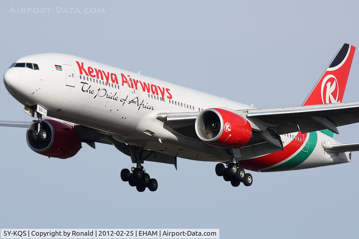 5Y-KQS, 2005 Boeing 777-2U8/ER C/N 33683, at spl