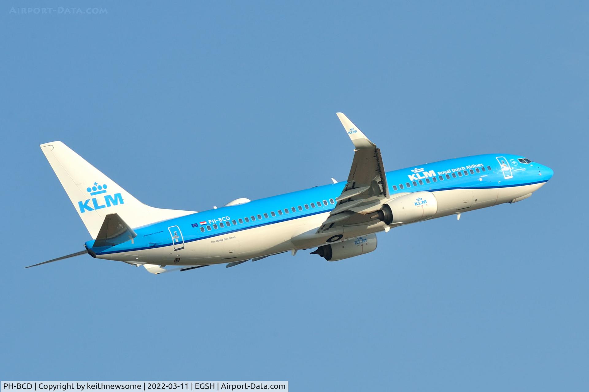 PH-BCD, 2013 Boeing 737-8K2 C/N 42149, Leaving Norwich for Amsterdam following paintwork.