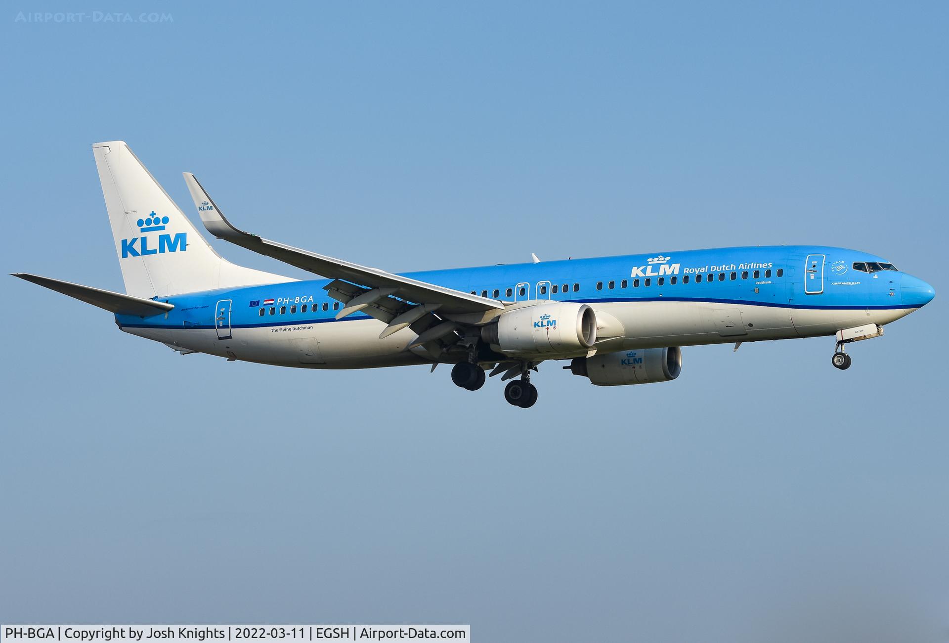 PH-BGA, 2008 Boeing 737-8K2 C/N 37593, Arriving For Respray.