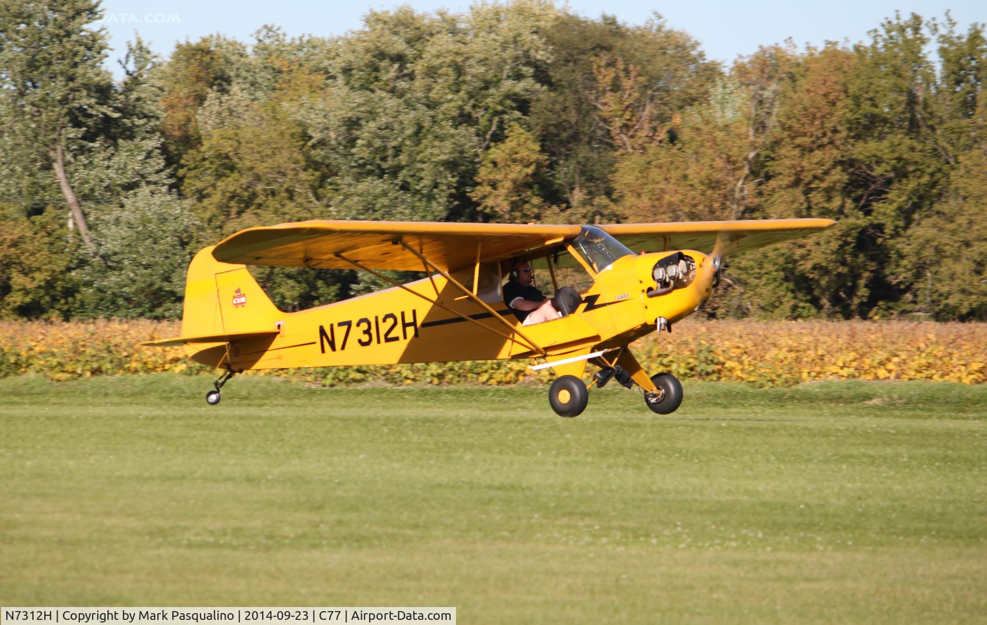 N7312H, 1946 Piper J3C-65 Cub C/N 20570, Piper J3C-65