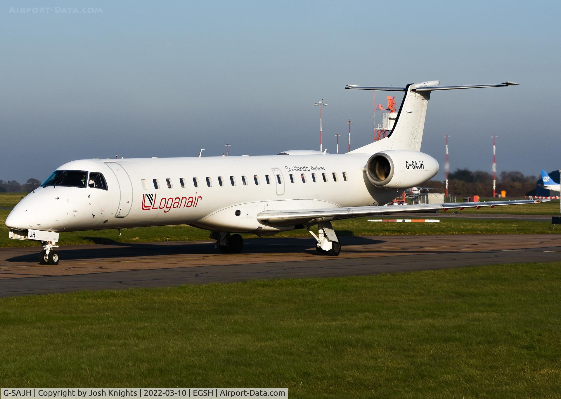 G-SAJH, 1999 Embraer EMB-145EP (ERJ-145EP) C/N 145134, Departing Norwich.