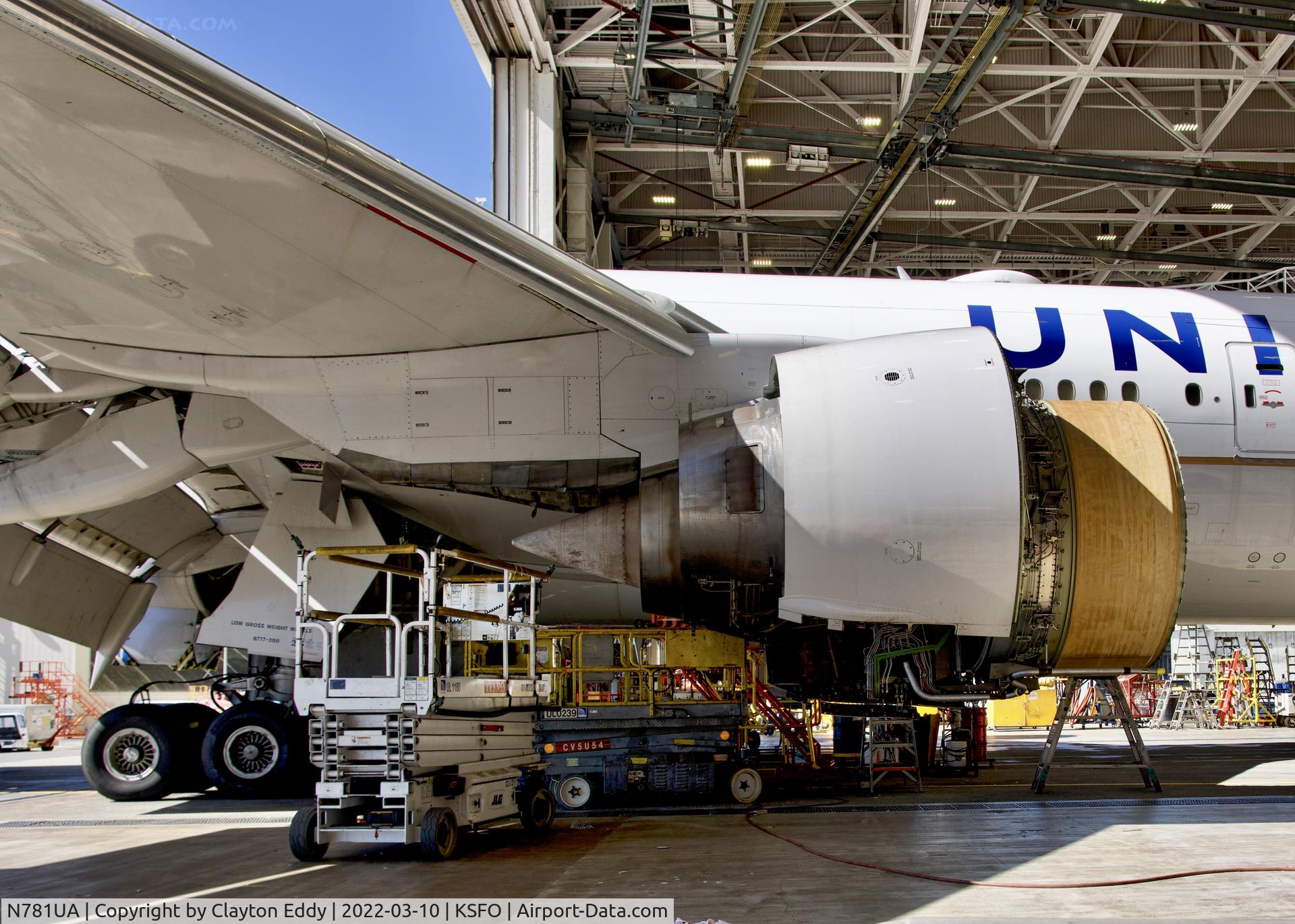 N781UA, 1996 Boeing 777-222 C/N 26945, SFO 2022.